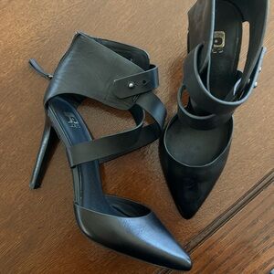 Joes cross over pumps